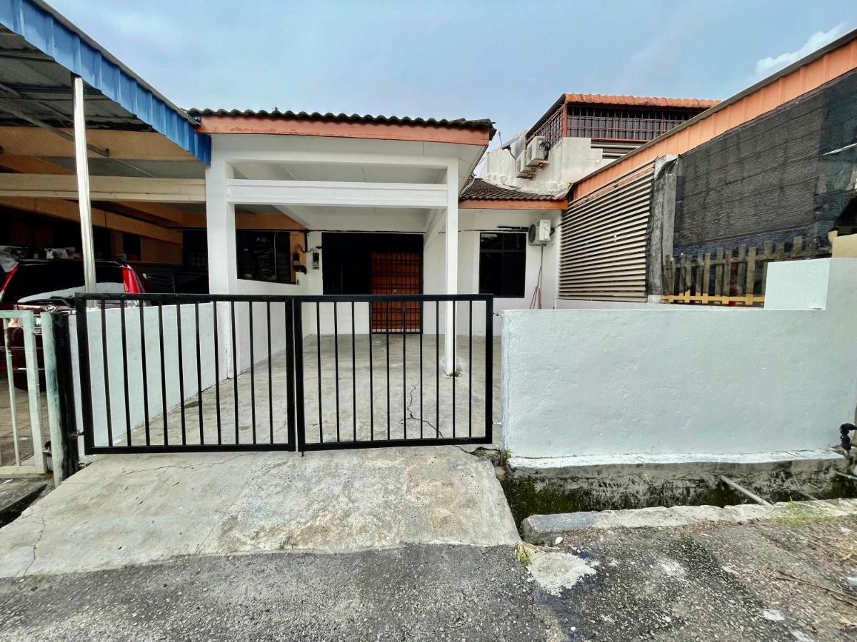 Cozy 255 Entire 3 Bedroom House At Alma Bukit Mertajam Eksteriør bilde